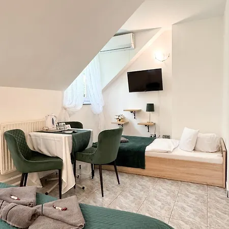 Affittacamere Szent Kristof Panzio 3*