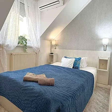 Szent Kristof Panzio 3* Eger