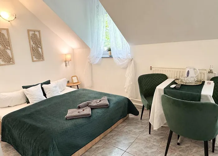 Szent Kristof Panzio 3* Eger