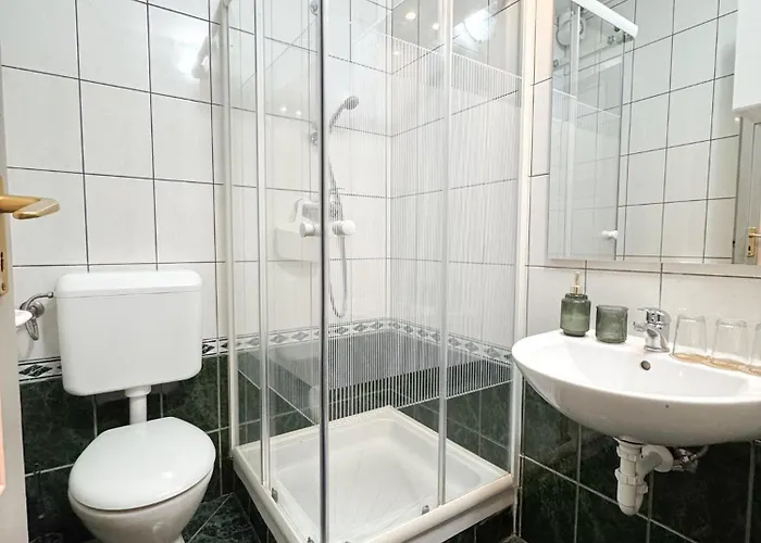 Szent Kristof Panzio 3* Eger