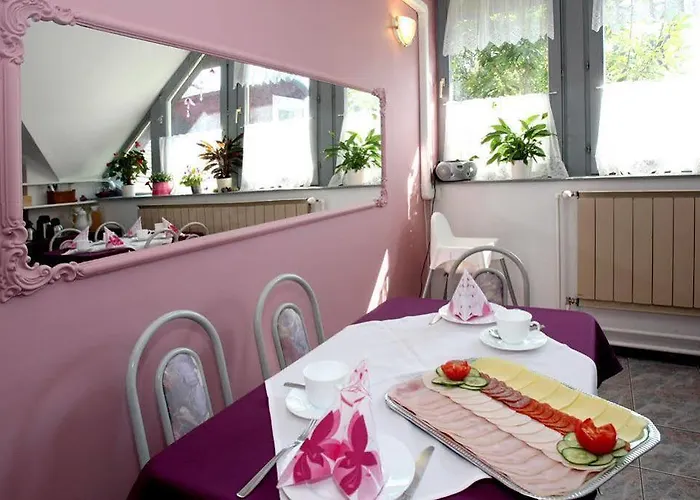 Szent Kristof Panzio Eger